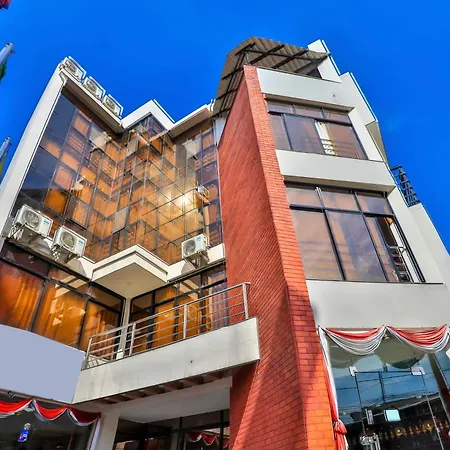 Oyo 676 Hotel Maalaxmi Inn