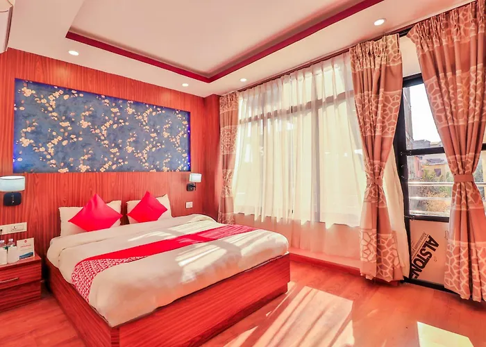Oyo 676 Maalaxmi Hotel 3*