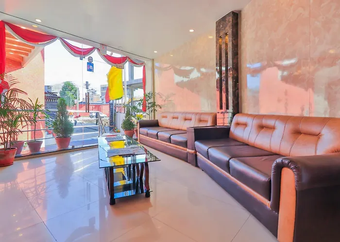 Hotel Oyo 676 Maalaxmi 3*